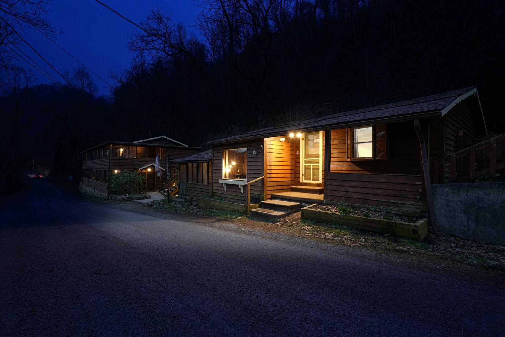 River Front Resort Elkins Exterior photo
