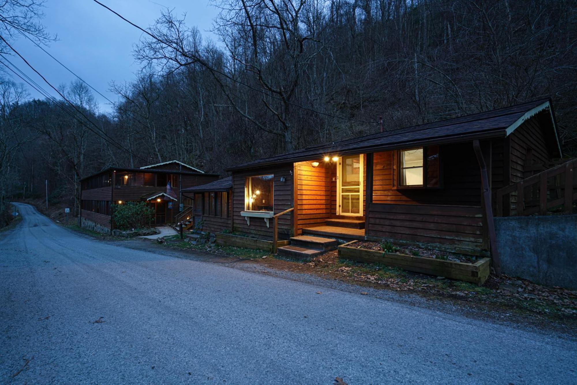River Front Resort Elkins Exterior photo